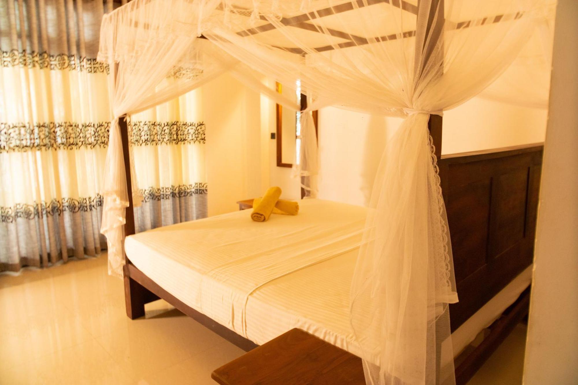 The Green Lagoon Villa Hikkaduwa Rom bilde