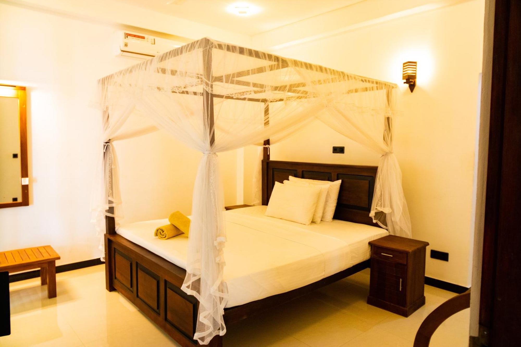 The Green Lagoon Villa Hikkaduwa Rom bilde